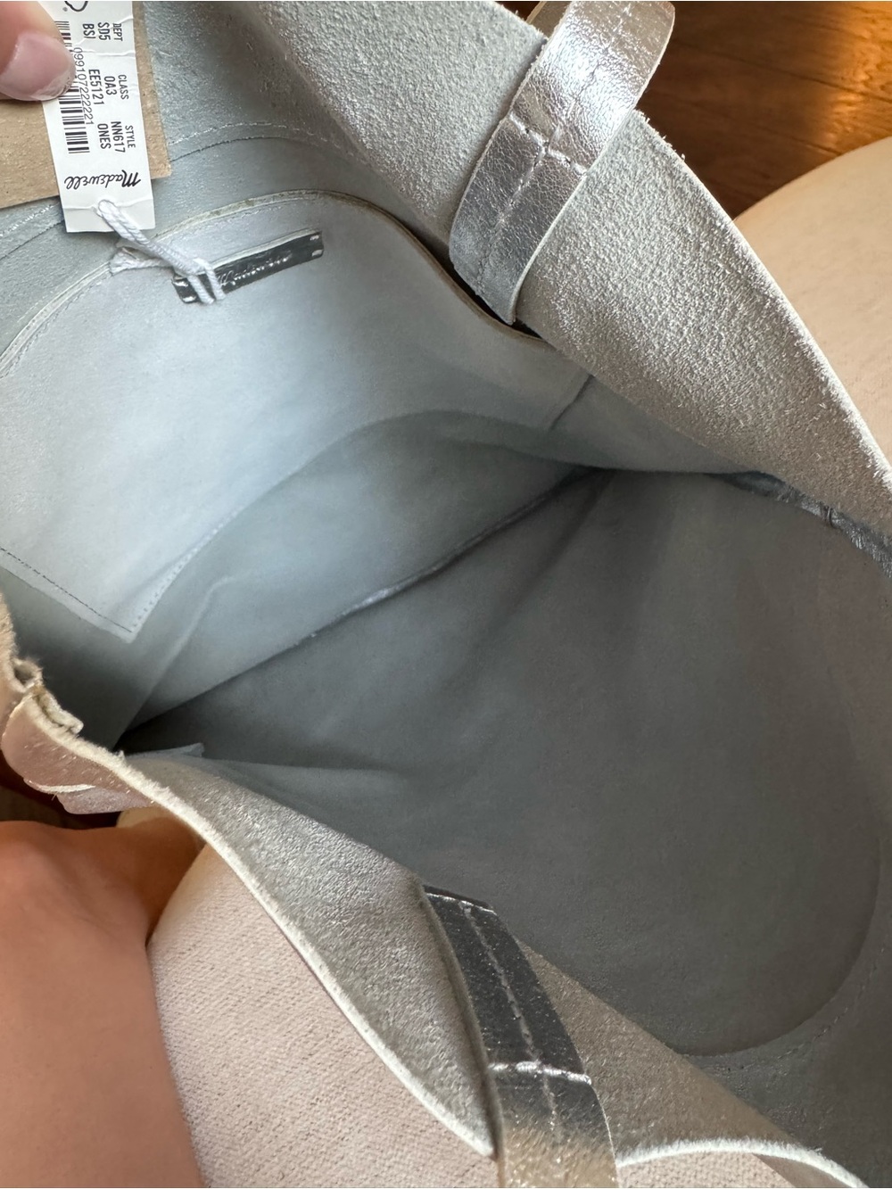 MADEWELL // Silver Metallic Magazine Tote Bag - Picture 4 of 9